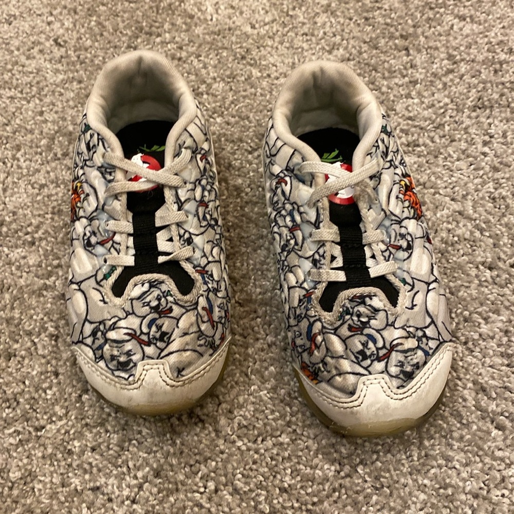 Limited edition Rebook  ghostbuster sneakers size little kids 8